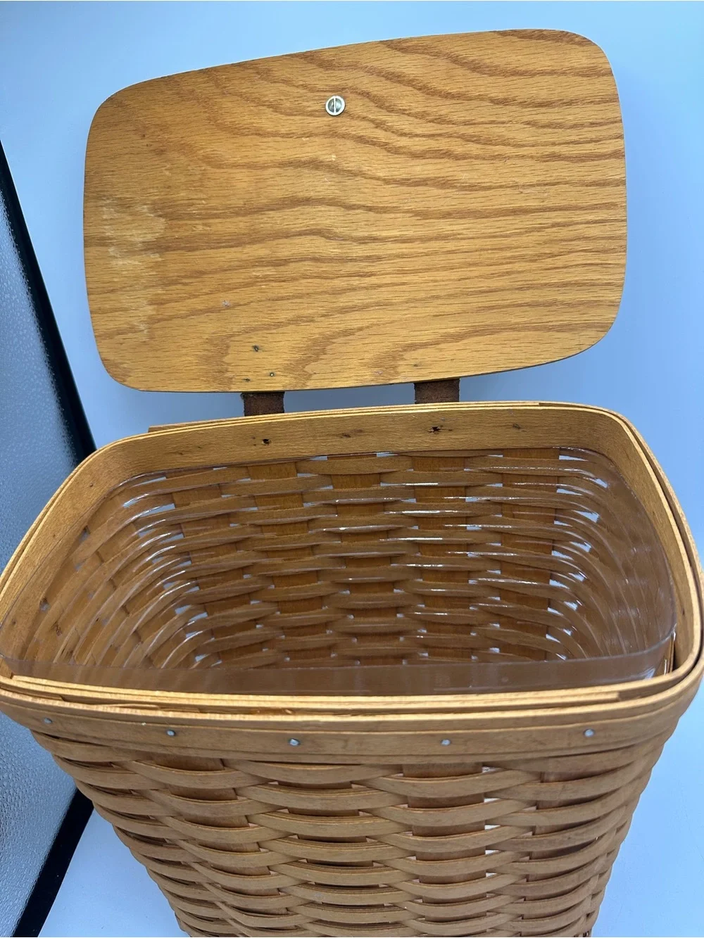 Longaberger 1996 Mail Basket with Attached Lid and Plastic Insert Farmhouse